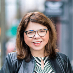 photo of luz figueroa family pastor