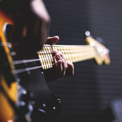 image of guitar for worship